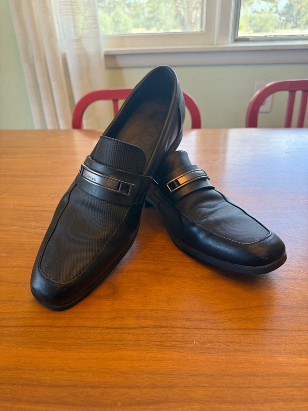 Calvin Klein Jameson Black Slip-On Leather Loafers with Metal Accent